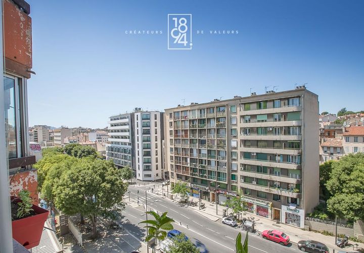Leilighet i Marseille, Bouches-du-Rhone, Marseille - € 258 000 | Ref: Y31S-0LA-5AG - foto 1