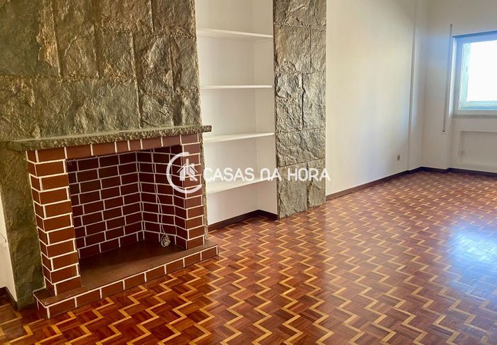 Apartament a Almada, Setubal, Almada - € 1.200/mes | Ref: almada/A/01761 - foto 1