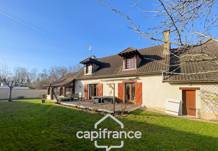 Villa i Troyes, Aube, Troyes - € 450.000 | Ref: 340936082848 - foto 1