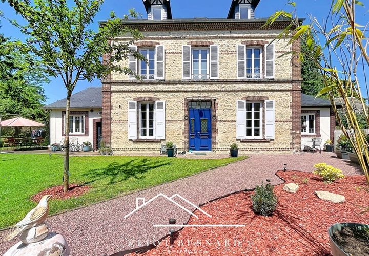 Villa a Lisieux, Calvados, Lisieux - € 330.000 | Ref: 340938282493 - foto 1