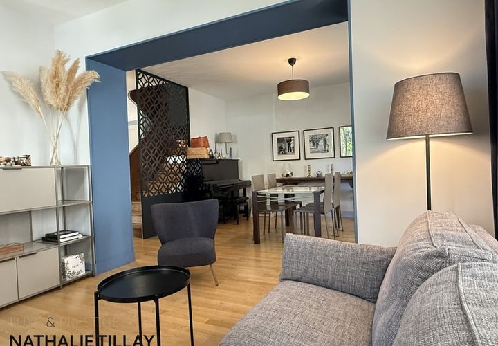 Villa a Orleans, Loiret, Orleans - € 840.000 | Ref: 340932863878 - foto 1