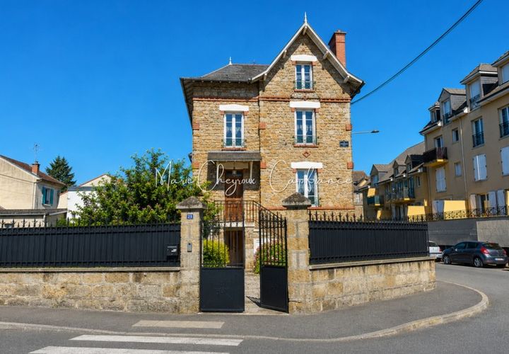 Byhus i Brive-la-Gaillarde, Correze, Brive-la-Gaillarde - € 362.000 | Ref: 340933114709 - foto 1