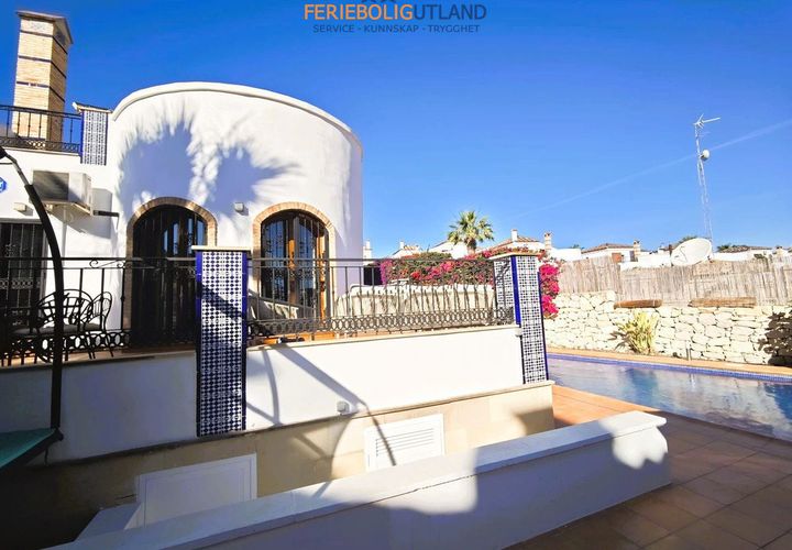 Villa en Algorfa, Alicante, Algorfa - € 449.995 | Ref: FBU22008 - photo 1