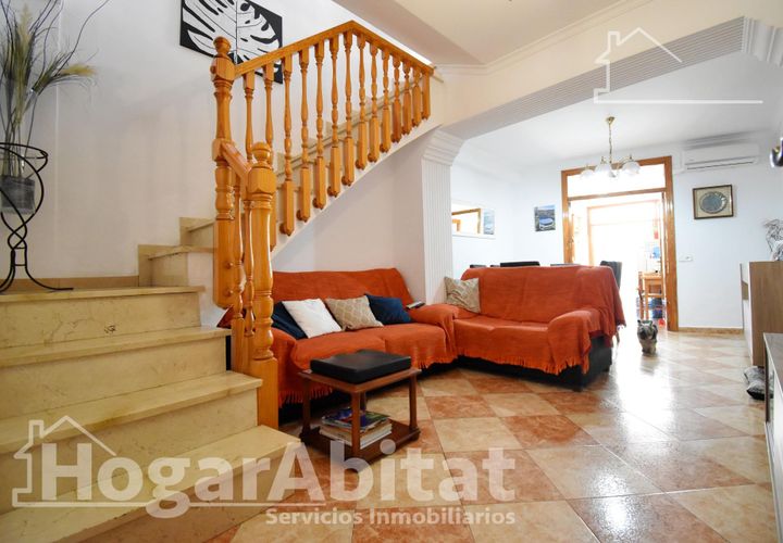 Villa a Oliva, Valencia, Oliva - € 220.000 | Ref: 092IGL220.FPV-A/3716 - foto 1