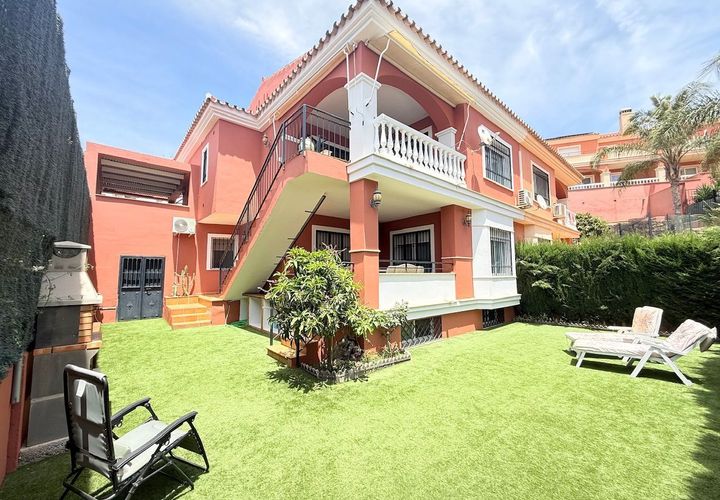 Villa i Torre Del Mar, Malaga, Torre Del Mar - € 650.000 | Ref: MLH1011 - foto 1