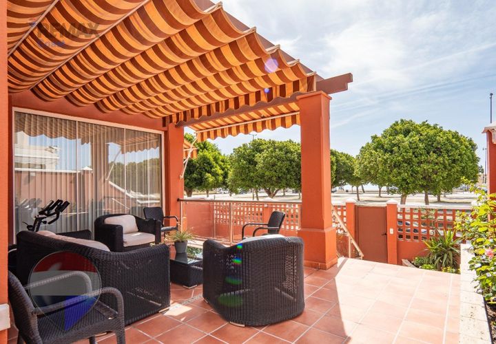 Rækkehus i Torremolinos, Malaga, Torremolinos - € 1.800.000 | Ref: 7272-01043/7272 - foto 1