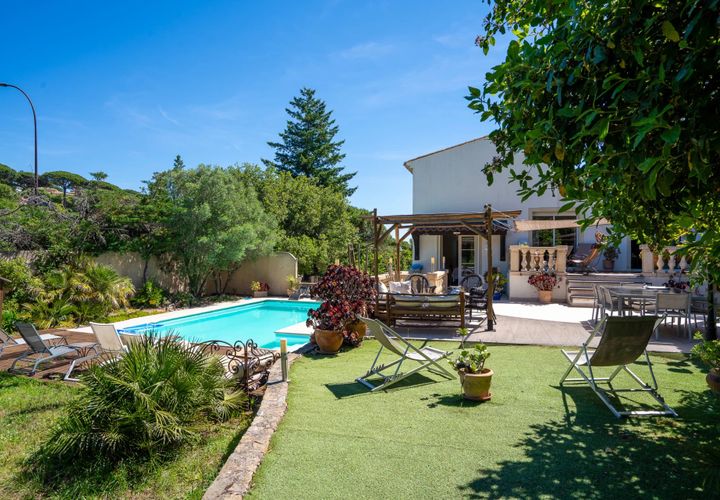 Villa en Sainte-Maxime, Var, Sainte-Maxime - € 950.000 | Ref: HH-16188025 - photo 1