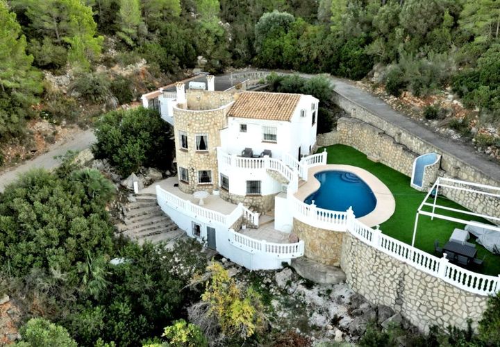 Villa en Denia, Alicante, Denia - € 580.000 | Ref: CV4681 - photo 1
