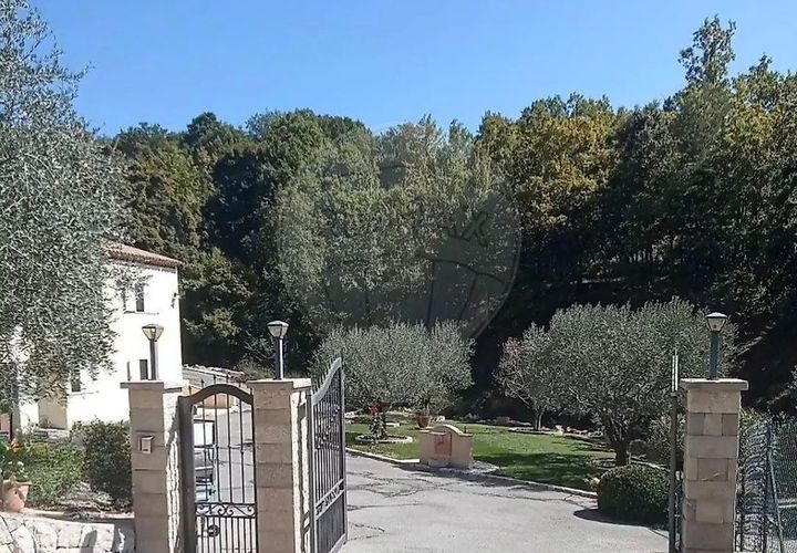 Villa a Coursegoules, Alpes-Maritimes, Coursegoules - € 759.000 | Ref: 750341019-229 - foto 1