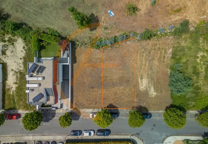 Helårsgrund i Trofa, Porto, Trofa - € 75.000 | Ref: DA10-583 - foto 1