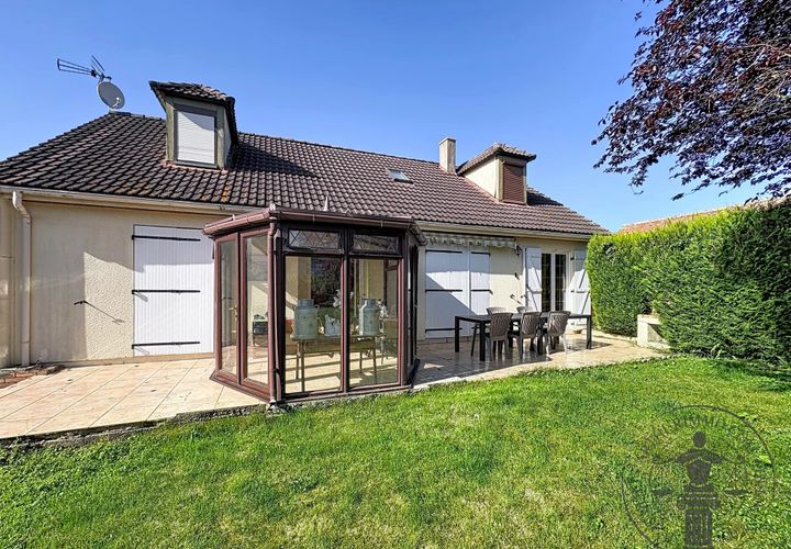 Villa i Auneau, Eure-et-Loir, Auneau - € 249.000 | Ref: 87048641 - foto 1