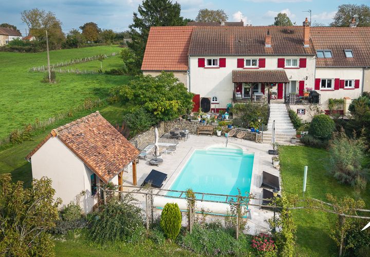 Villa i Couches, Saone-et-Loire, Couches - € 445.000 | Ref: -Ben5647D - foto 1