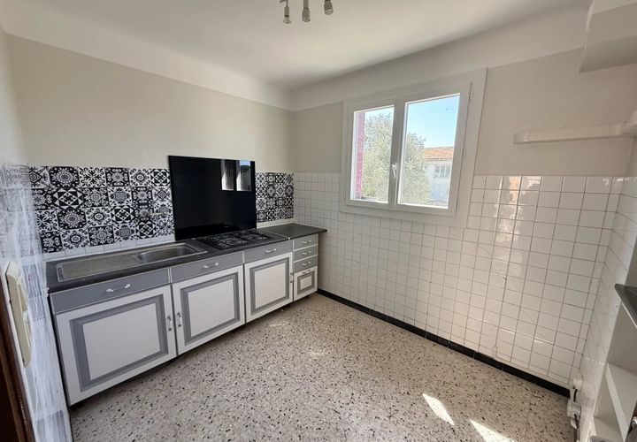 Apartament a Sorgues, Vaucluse, Sorgues - € 630/mes | Ref: 6024349 - foto 1