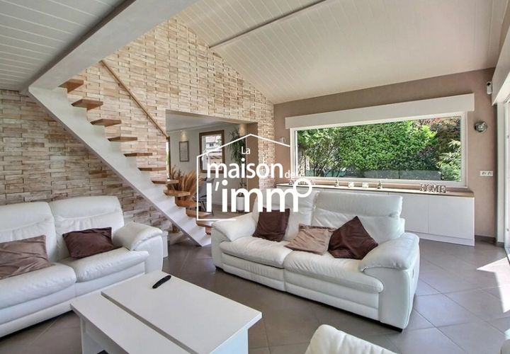 Villa i Douvaine, Haute-Savoie, Douvaine - € 735.000 | Ref: 3315 - foto 1