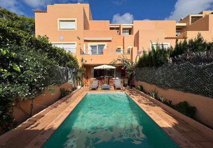 Villa i Ibiza, Ibiza, Ibiza - € 1.200.000 | Ref: CR-CHA0041 - foto 1