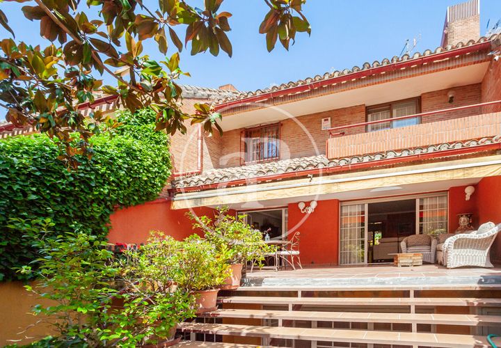 Villa a Madrid, Madrid, Madrid - € 1.990.000 | Ref: VMO2606001 - foto 1