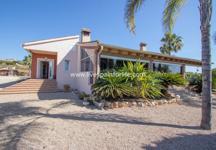 Landejendom i Jacarilla, Alicante, Jacarilla - € 559.000 | Ref: Jac RK - foto 1