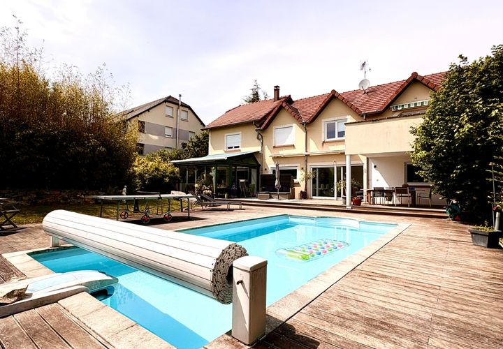 Villa a Sarreguemines, Moselle, Sarreguemines - € 549.000 | Ref: 34127 - foto 1