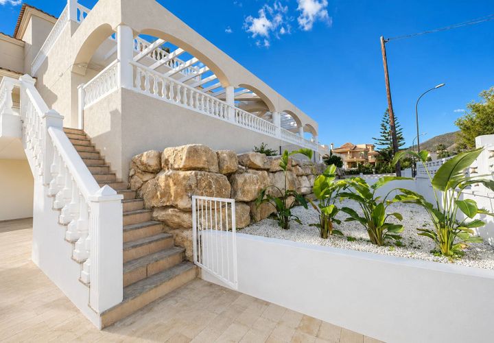 Villa i El Campello, Alicante, El Campello - € 550.000 | Ref: CLDT-47811 - foto 1
