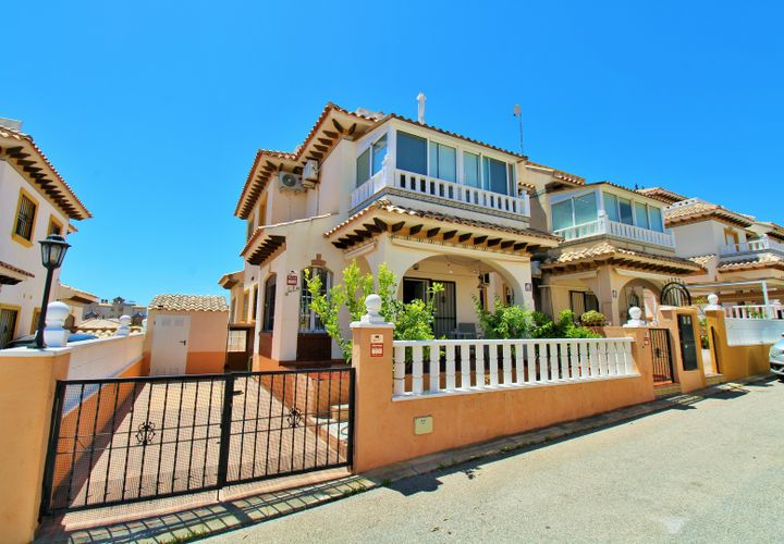 Byhus i Cabo Roig, Alicante, Cabo Roig - € 219.900 | Ref: CLDMLS-74776 - foto 1