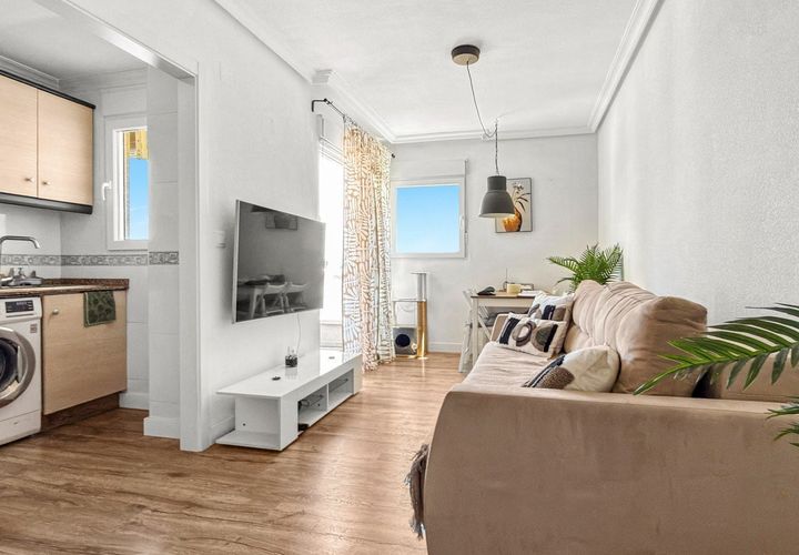 Leilighet i Torrevieja, Alicante, Torrevieja - € 149 000 | Ref: AG19MLSC9217166 - foto 1