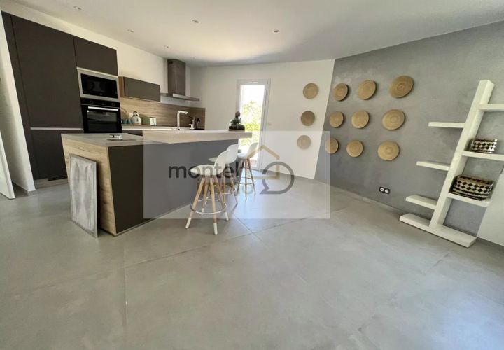 Villa a Montelimar, Drome, Montelimar - € 560.000 | Ref: 83340782 - foto 1