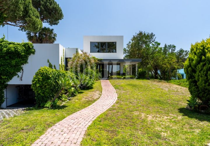 Villa i Almada, Setubal, Almada - € 2.250.000 | Ref: 98191 - foto 1
