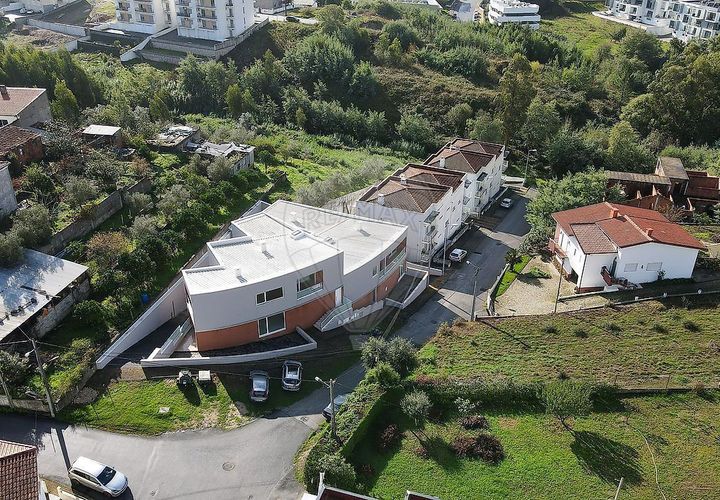 Villa i Coimbra, Coimbra, Coimbra - € 456.000 | Ref: M-30950 - foto 1