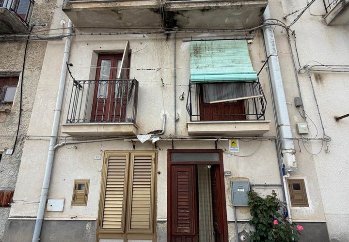 Villa a Chiusa Sclafani, Palermo, Chiusa Sclafani - € 29.000 | Ref: 8682RV40303 - foto 1