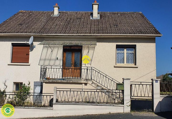 Villa a Auzances, Creuse, Auzances - € 82.500 | Ref: 56CAL111624 - foto 1