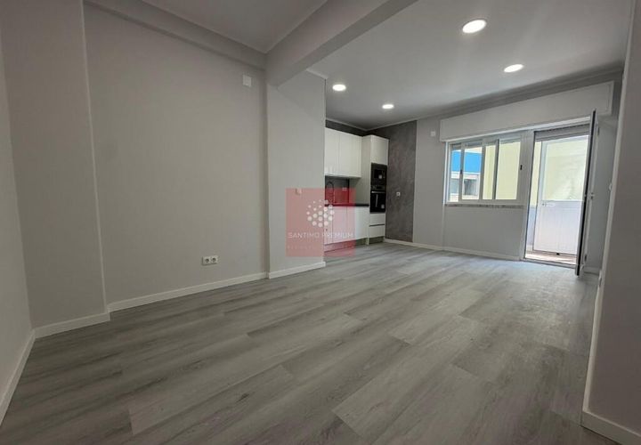 Lejlighed i Amadora, Lisbon, Amadora - € 255.000 | Ref: 701.001.127 - foto 1