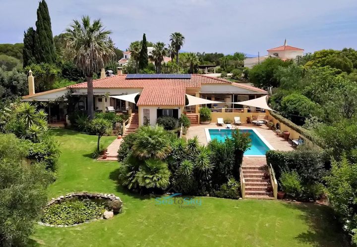 Villa i Bensafrim, Faro, Bensafrim - € 995.000 | Ref: 2819-26 - foto 1