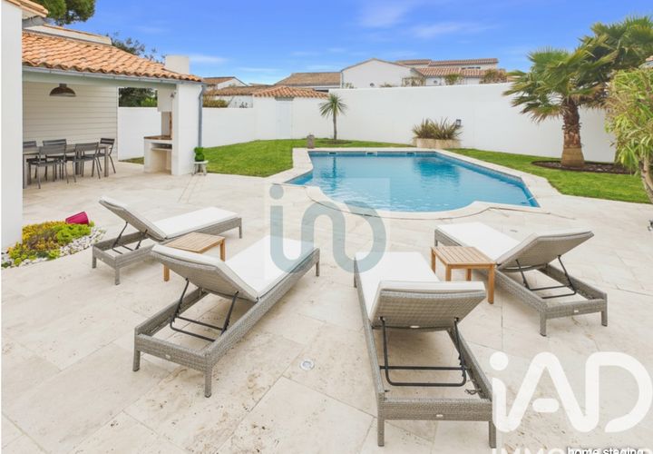 Villa i La Flotte, Charente-Maritime, La Flotte - € 1.498.000 | Ref: 48947 - foto 1