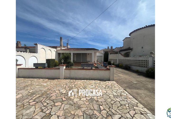Villa a Empuriabrava, Gerona, Empuriabrava - € 379.000 | Ref: 4310 - foto 1