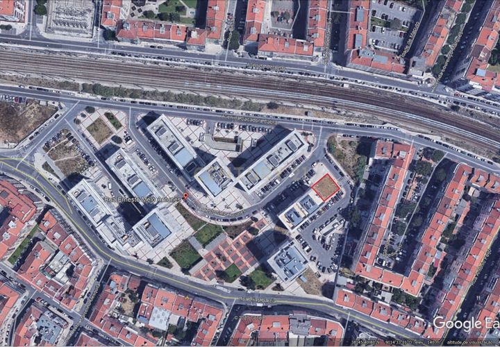 Helårsgrund i Amadora, Lisbon, Amadora - € 750.000 | Ref: C0184-01286 - foto 1