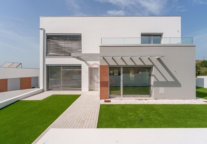 Villa i Batalha, Leiria, Batalha - € 525.000 | Ref: CV11001-412 - foto 1