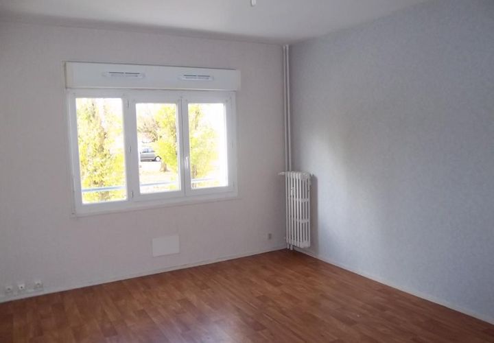 Apartament a Chablis, Yonne, Chablis - € 384/mes | Ref: 05402000010000200018 - foto 1