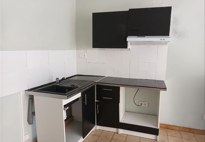 Apartament a Cerilly, Allier, Cerilly - € 333/mes | Ref: AN004926 - foto 1