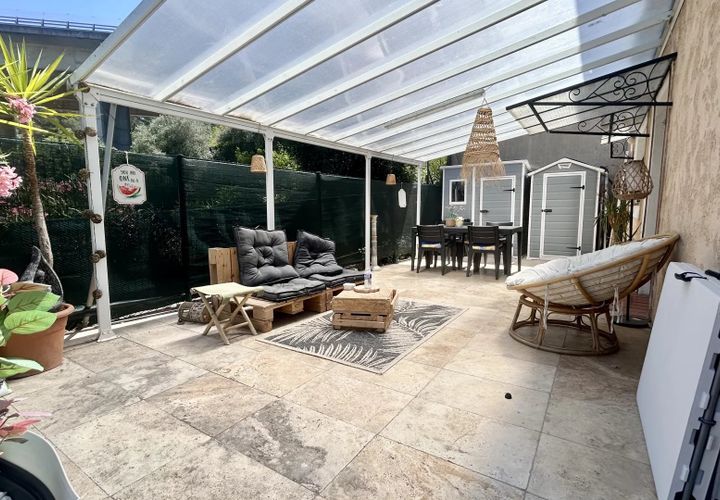 Villa in Nice, Alpes-Maritimes, Nice - € 320.000 | Ref: 87056833 - foto 1