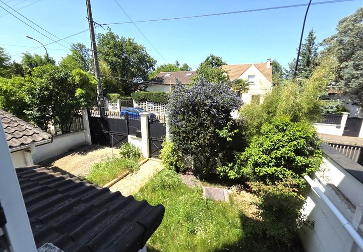 Villa a Neuilly-Plaisance, Seine-Saint-Denis, Neuilly-Plaisance - € 388.000 | Ref: DOM33101 - foto 1