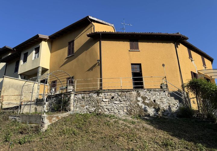 Villa i Calco, Lecco, Calco - € 85 000 | Ref: 1410 - foto 1