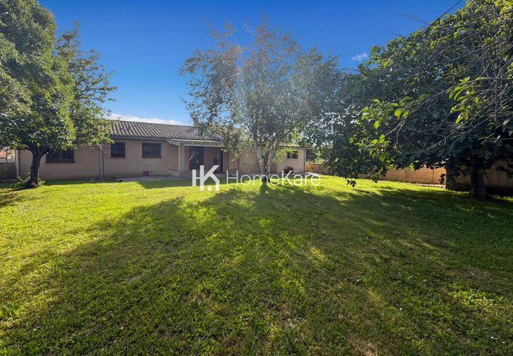 Villa a Saint-Jory, Haute-Garonne, Saint-Jory - € 275.000 | Ref: VM7465-HOMEKARE-HK - foto 1