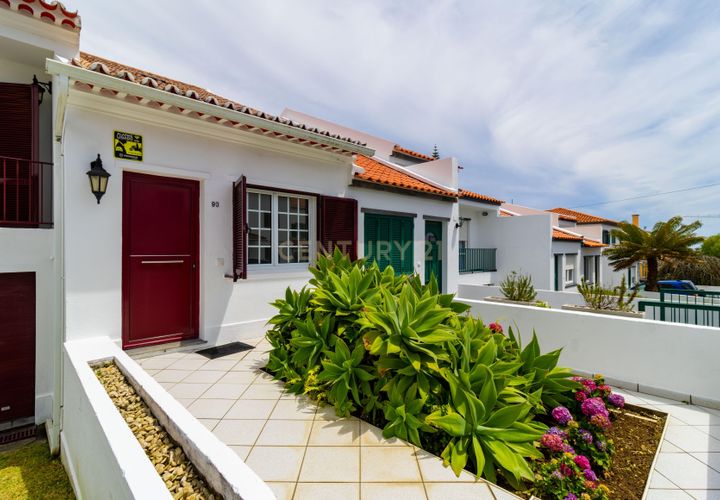 Villa a Ponta Delgada, Sao Miguel, Ponta Delgada - € 430.000 | Ref: C0283-01218 - foto 1