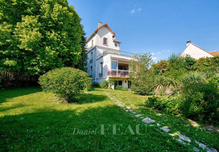 Villa a Garches, Hauts-de-Seine, Garches - € 1.850.000 | Ref: 85668315 - foto 1