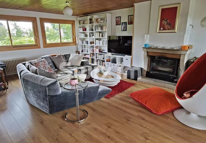 Villa i Dole, Jura, Dole - € 350 000 | Ref: 19364FB - foto 1