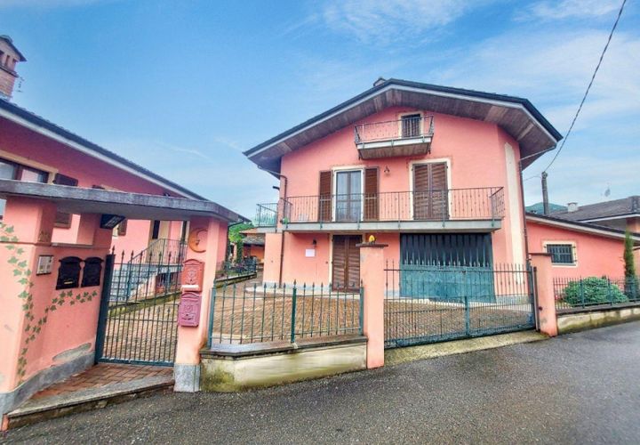 Leilighet i Bagnolo Piemonte, Cuneo, Bagnolo Piemonte - € 115 000 | Ref: 2515111 - foto 1