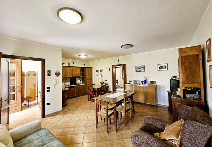 Villa i Villa Estense, Padua, Villa Estense - € 114.000 | Ref: BIF 503 - foto 1