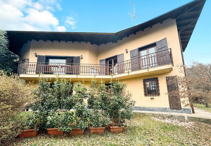 Villa a Meina, Novara, Meina - € 315.000 | Ref: T475 - foto 1