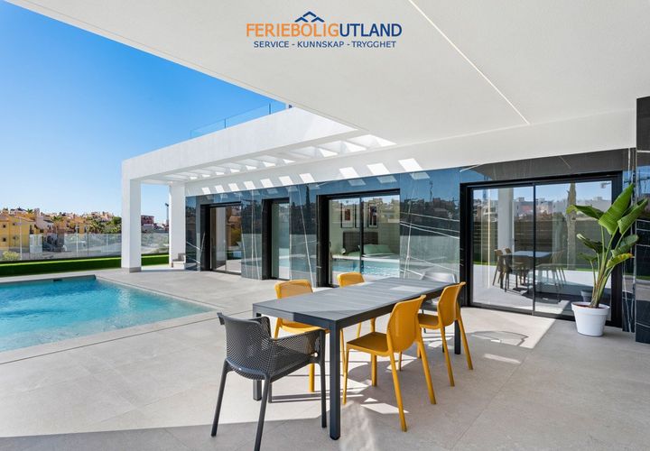 Villa en Algorfa, Alicante, Algorfa - € 670.000 | Ref: FBU22099 - photo 1