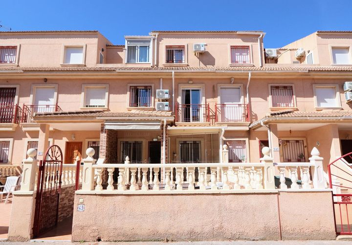 Villa i Playa Flamenca, Alicante, Playa Flamenca - € 285.000 | Ref: R5402881 - foto 1